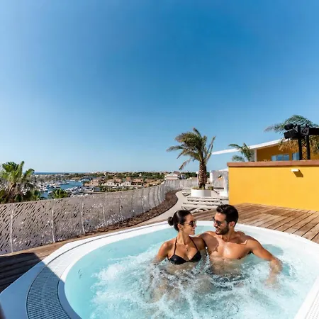 X Vibes Couple Only Design Rooftop Et Parking Village Naturiste אגדה