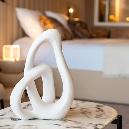 X Vibes Couple Only Design Rooftop Et Parking Village Naturiste דירה