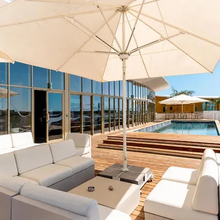 X Vibes Couple Only Design Rooftop Et Parking Village Naturiste